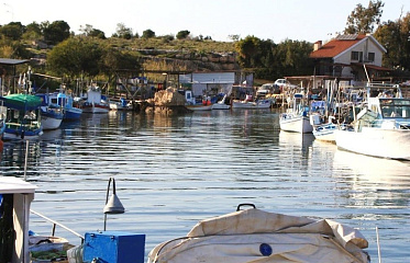 The renovation of the fishing port of Liopetri is scheduled to be completed by 2025.