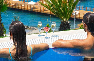 Cali Resort & Spa: Luxurious Adults-Only Hotel in Paphos