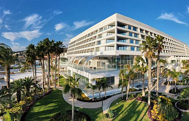 Parklane Hotel in Limassol Passed into Hands of New Owner
