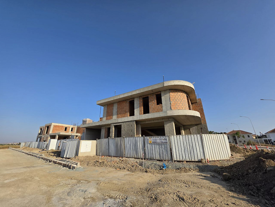 Новая вилла в Ларнаке