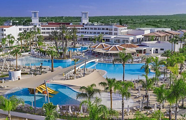 Два кипрских отеля удостоились престижной международной награды