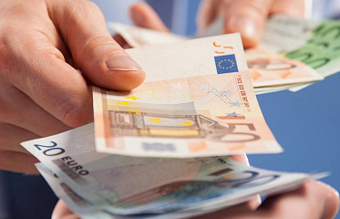 Жителям Кипра оплатят расходы на установку фотоэлектрических систем и теплоизоляцию крыш