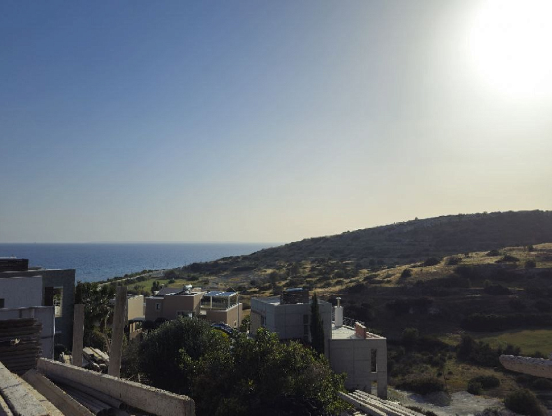 New land in Limassol