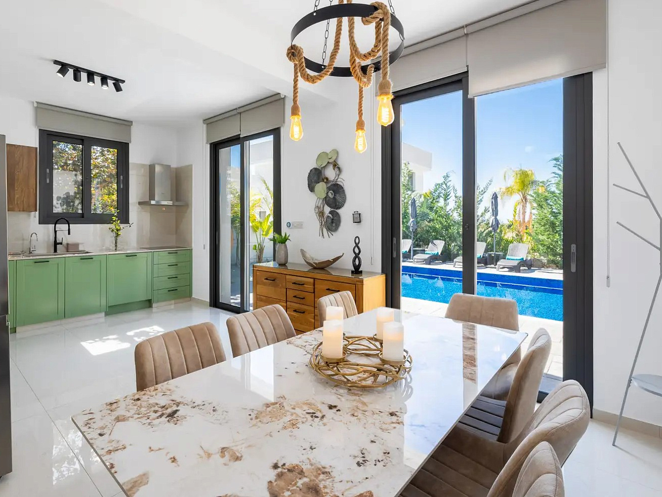 Villa, 4 bedrooms — 3