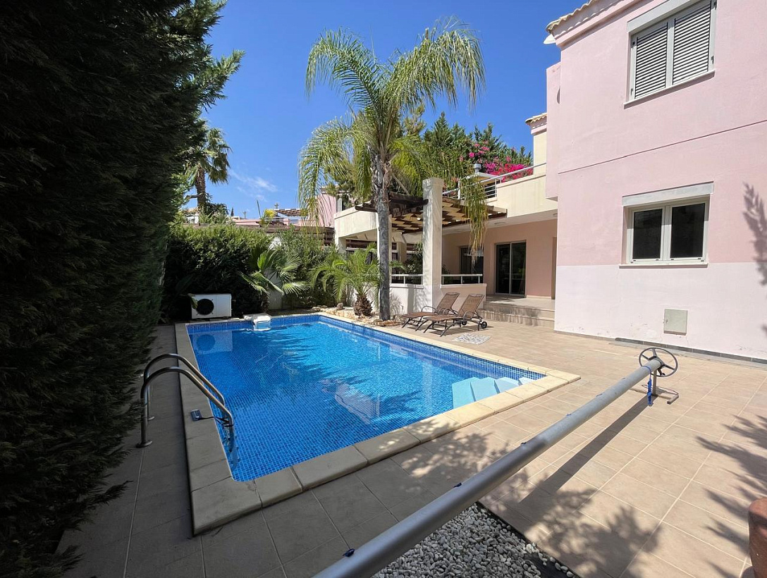 Вилла в Лимассоле