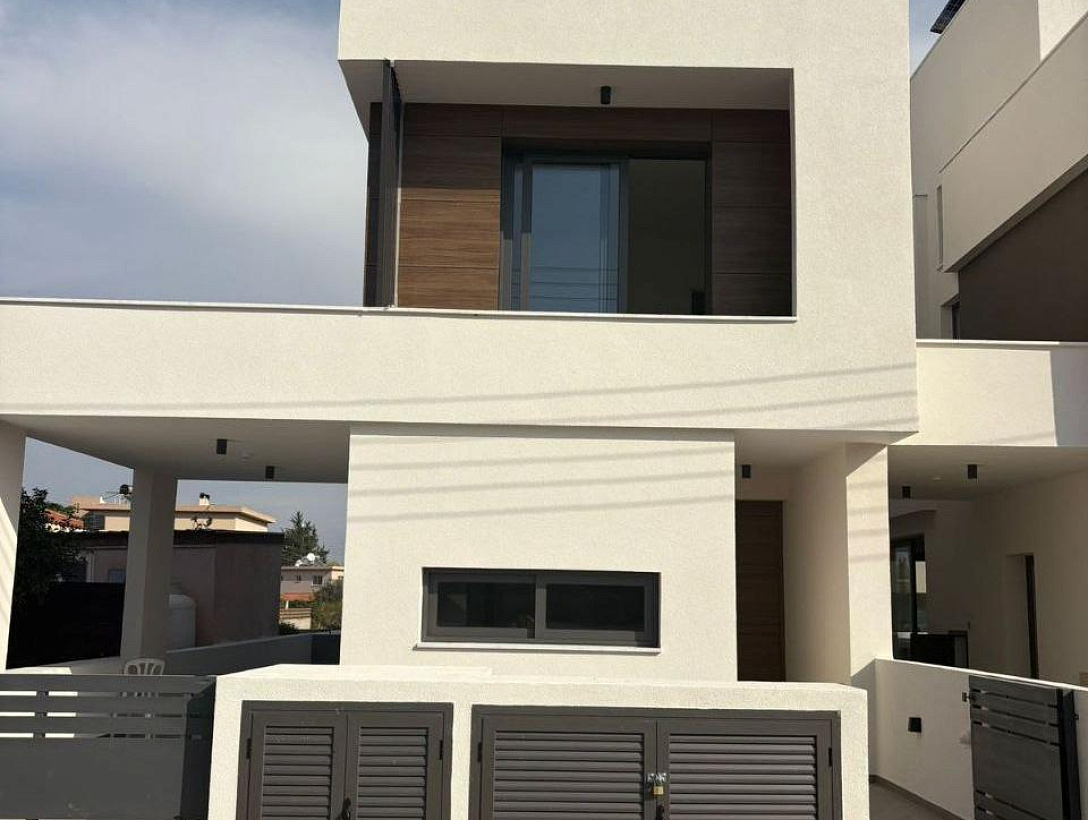 New villa in Limassol