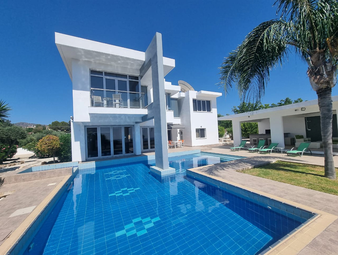 Villa in Paphos