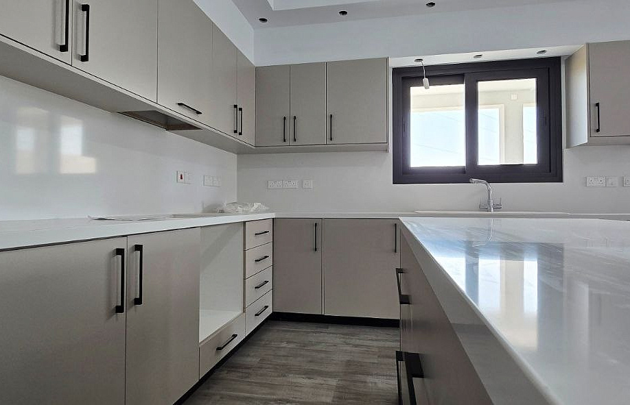 Apartment, 3 bedrooms — 3