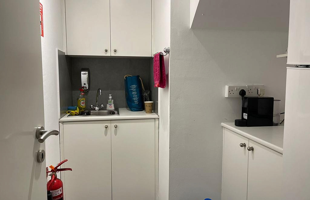 Photo 12