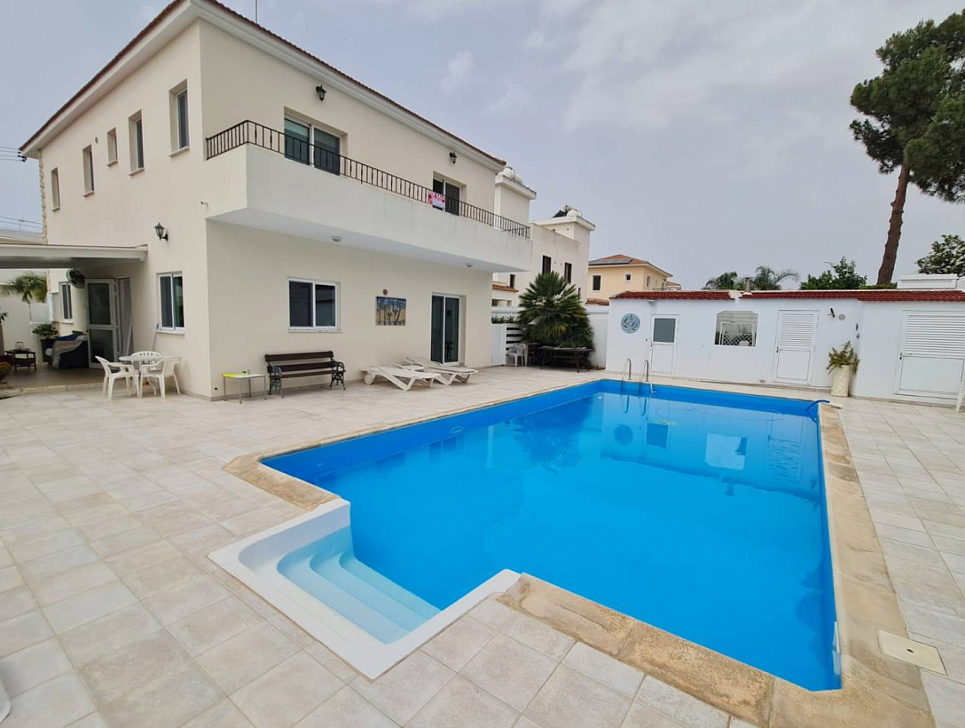 Villa in Larnaca