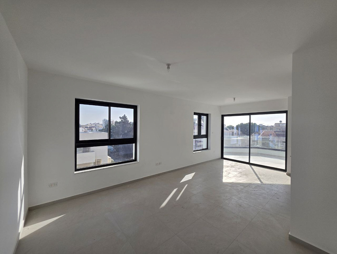 New flat in Larnaca