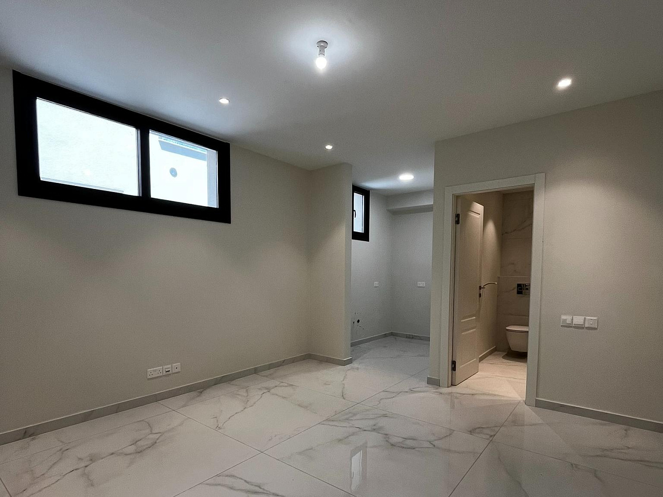 Villa, 5 bedrooms — 12