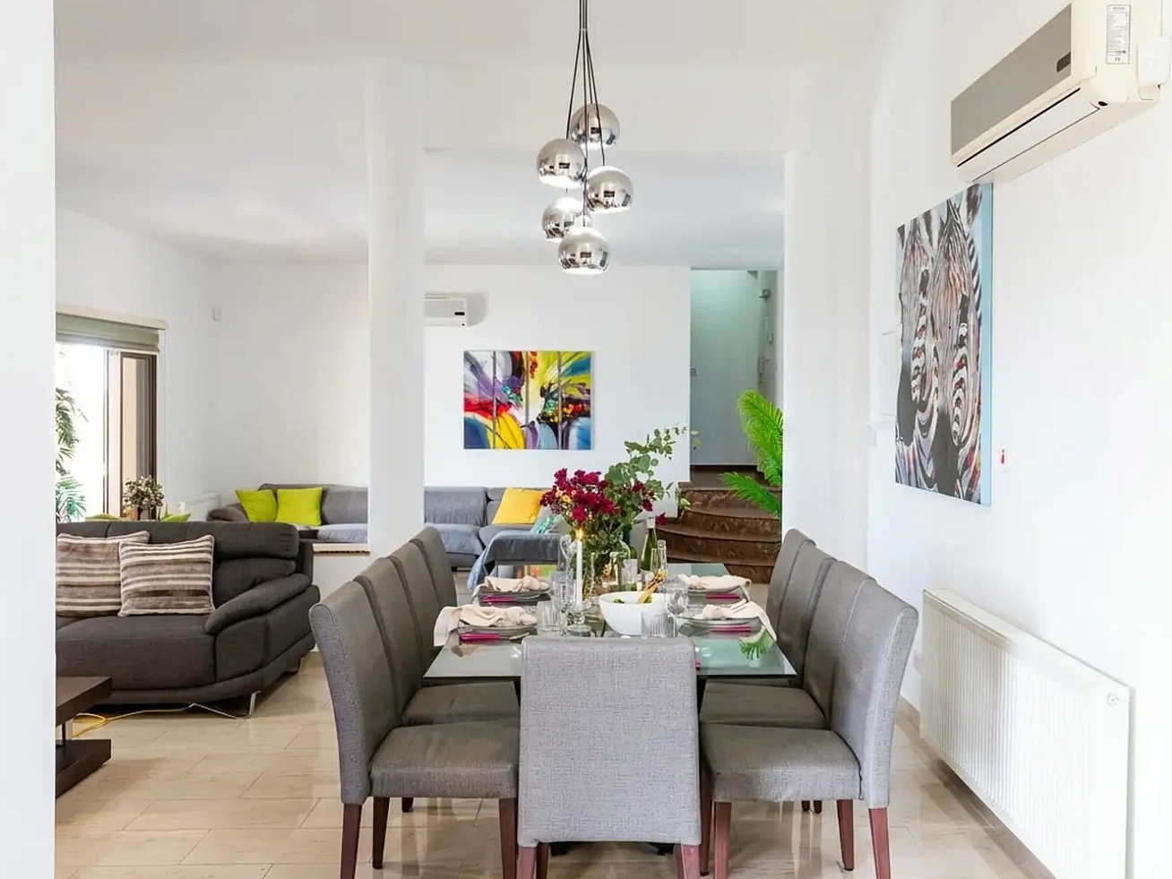 Villa, 6 bedrooms — 10