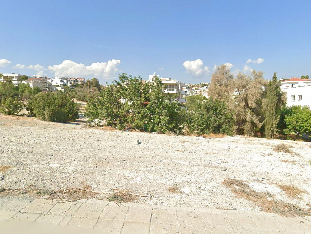 Land in Limassol