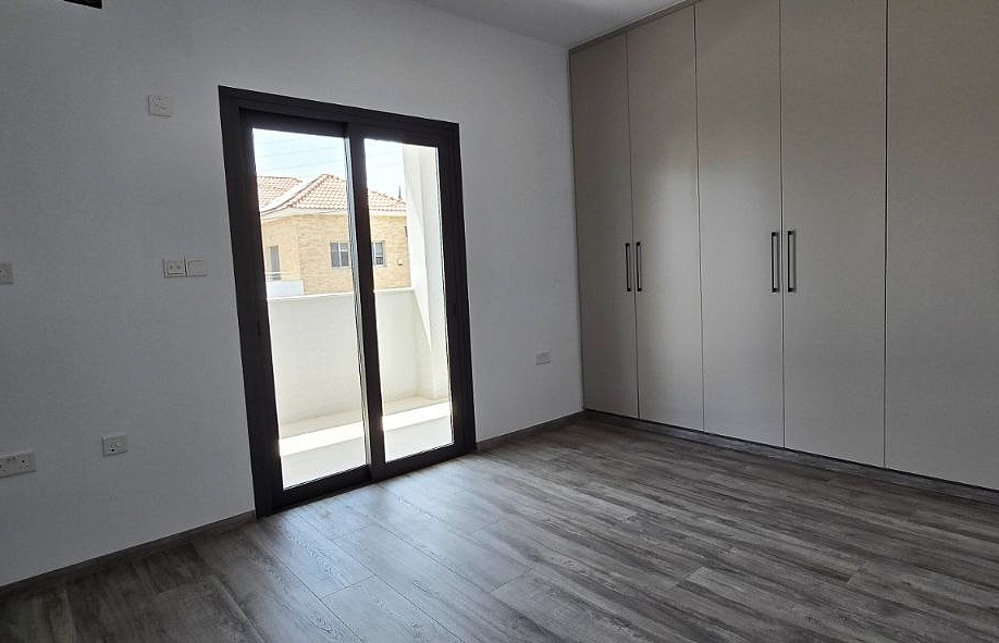 Apartment, 3 bedrooms — 4