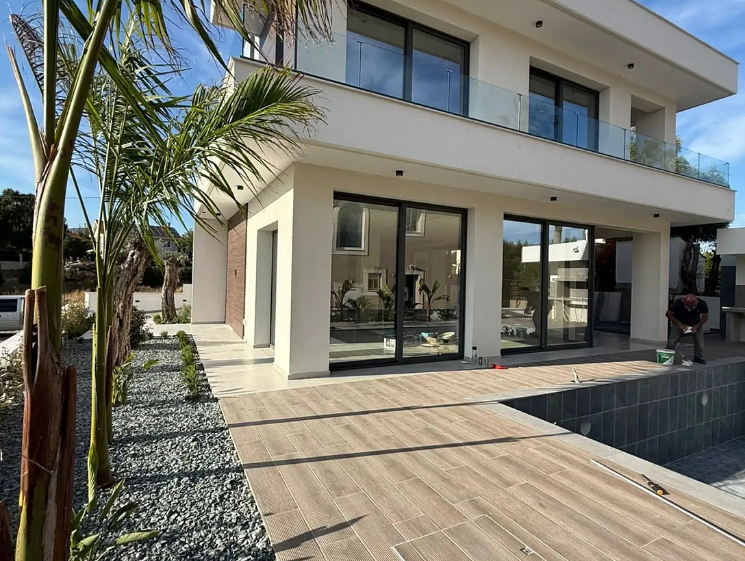 New villa in Limassol