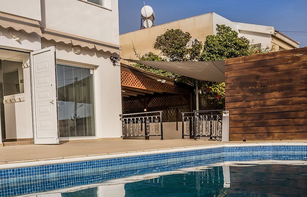Photo 20