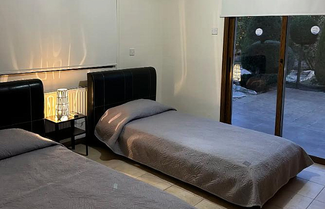 Villa, 4 bedrooms — 9