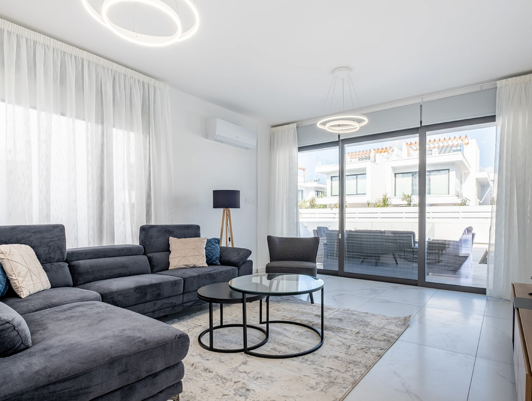 New villa in Larnaca