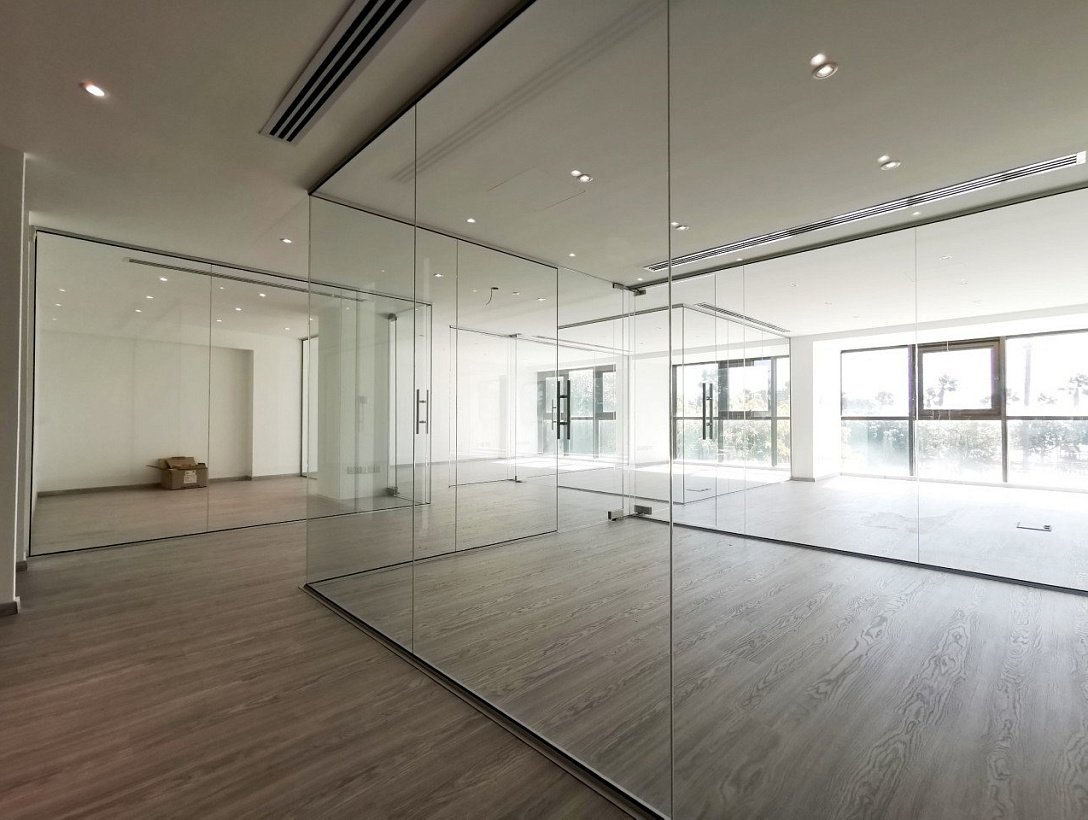 Офис на Кипре