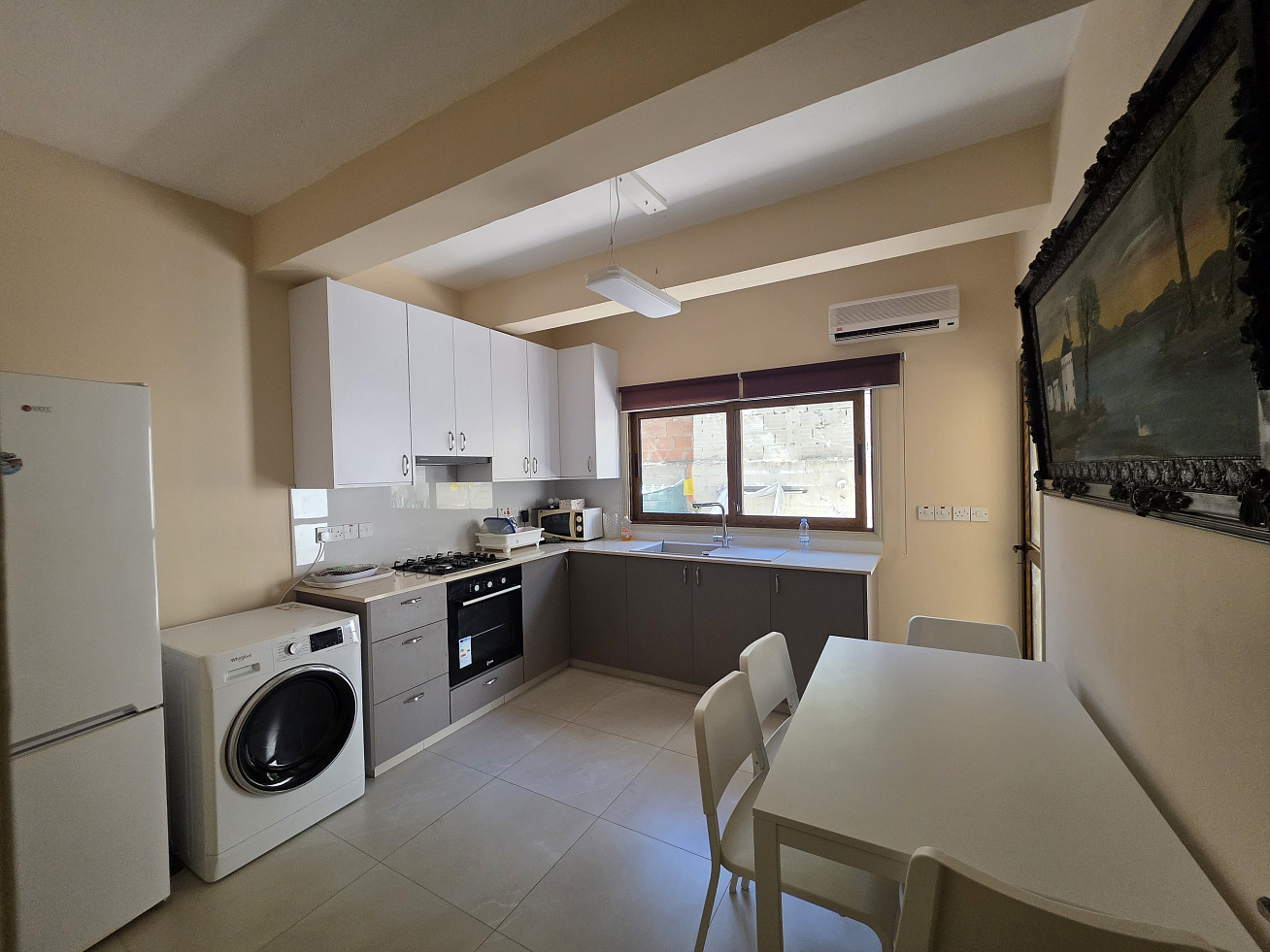 Apartment, 3 bedrooms — 8