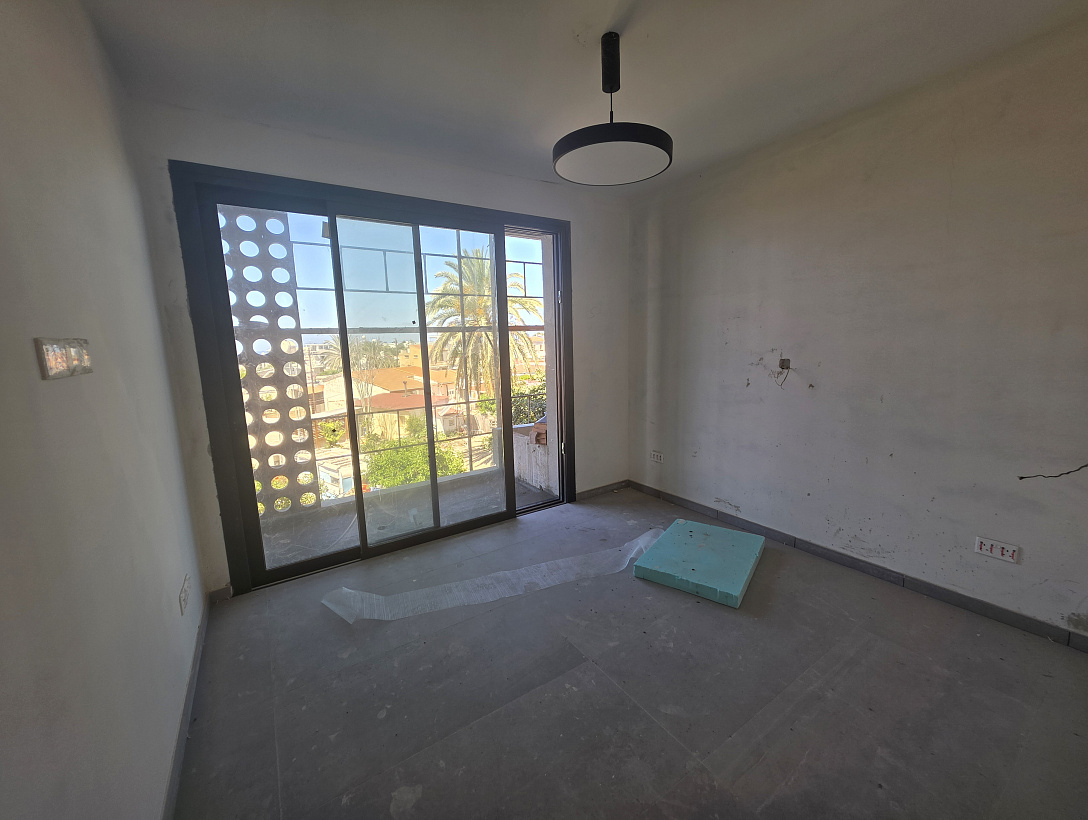 New flat in Paphos