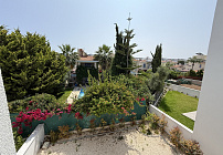 Photo 28