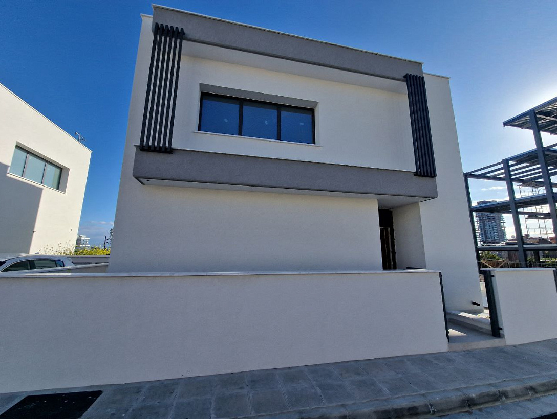 New villa in Limassol