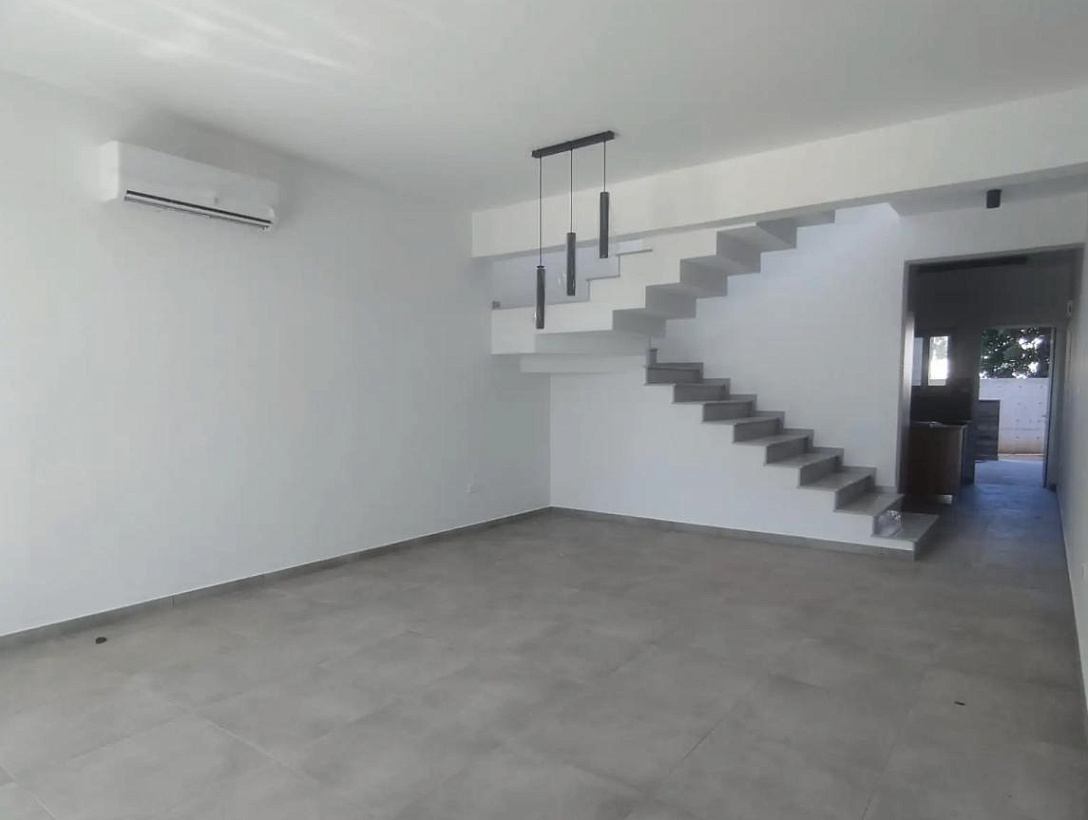 Photo 43 Flat in Paphos