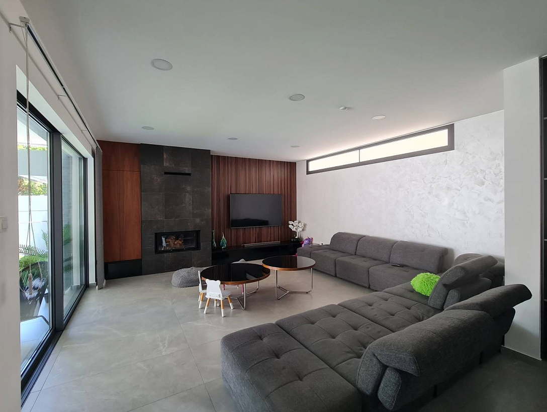 New villa in Larnaca