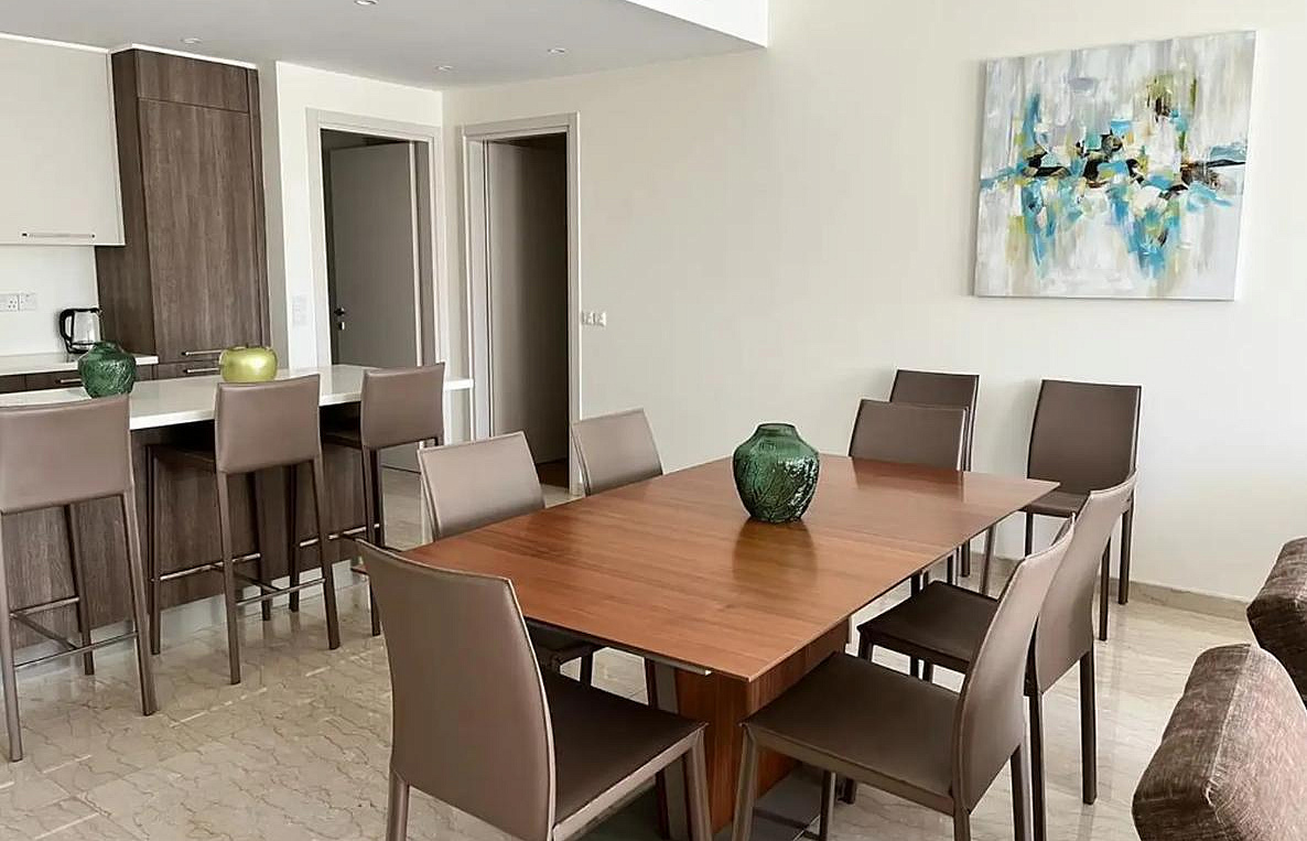 3-bedroom apartment in Limassol Marina, Limassol 3