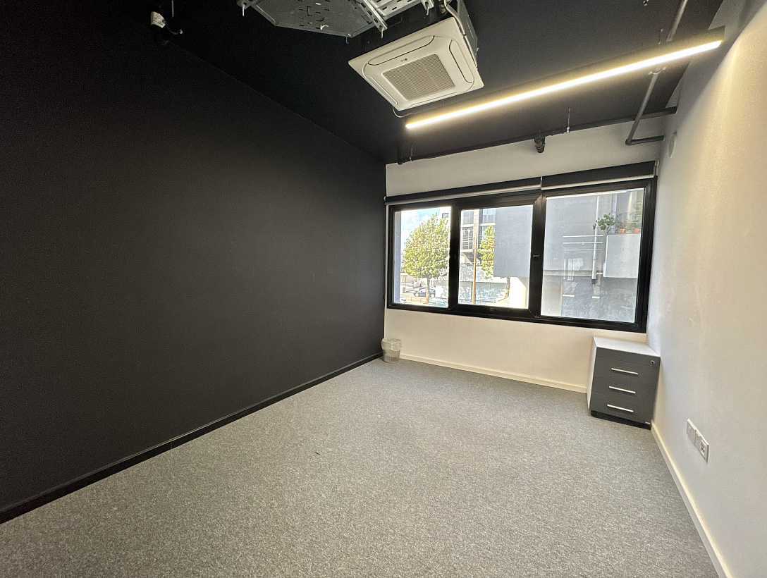 Офис в Лимассоле