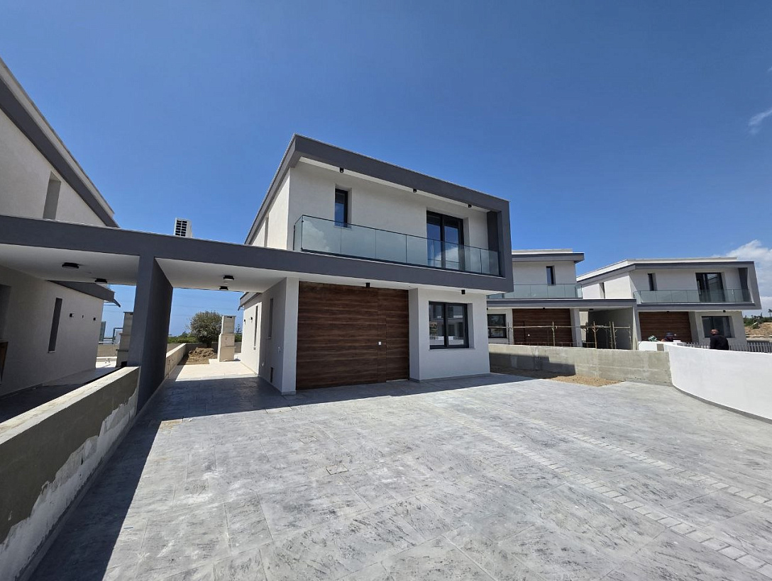 New villa in Limassol