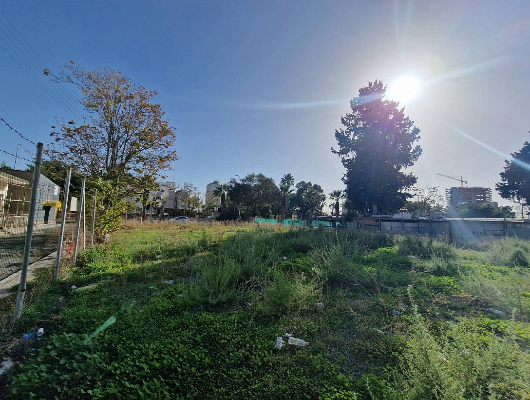 Land in Limassol