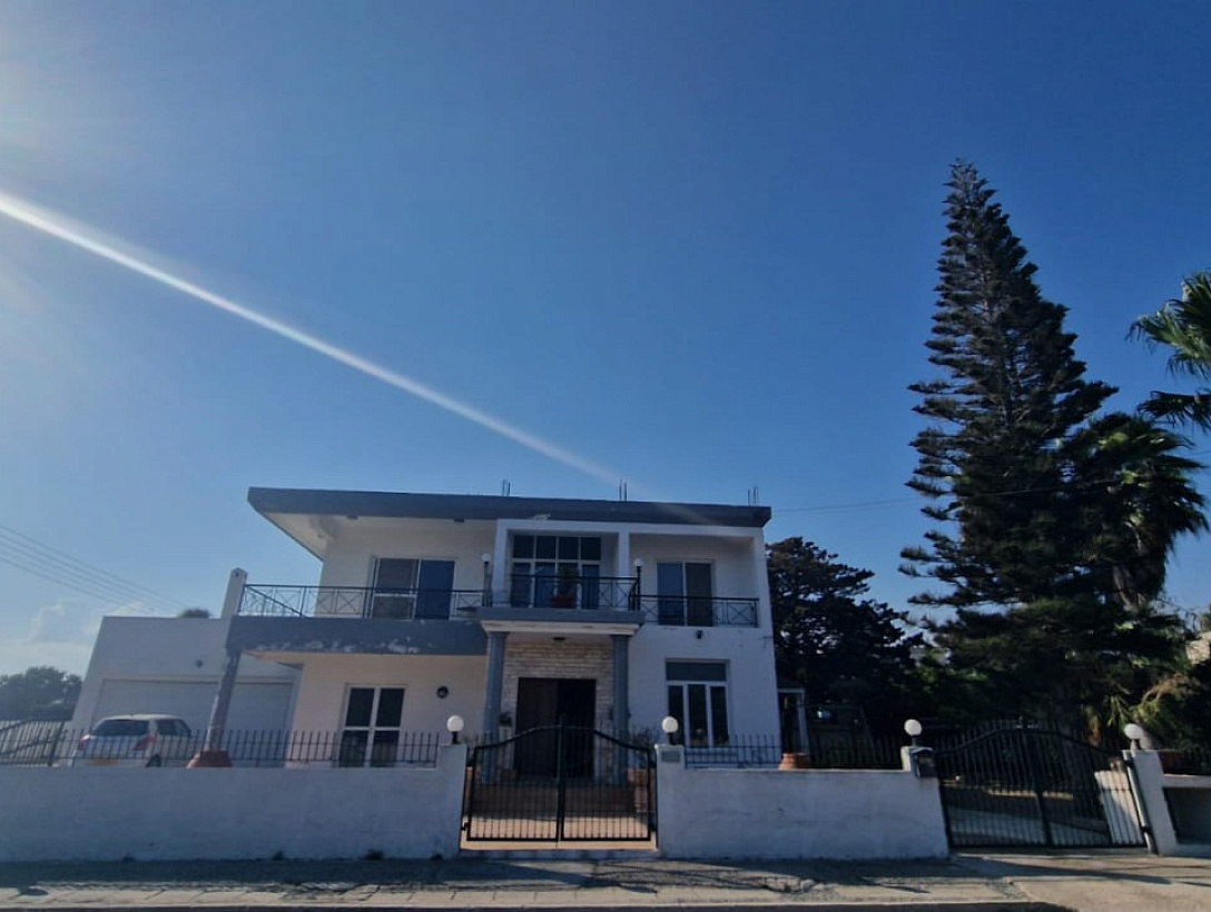 Вилла в Ларнаке