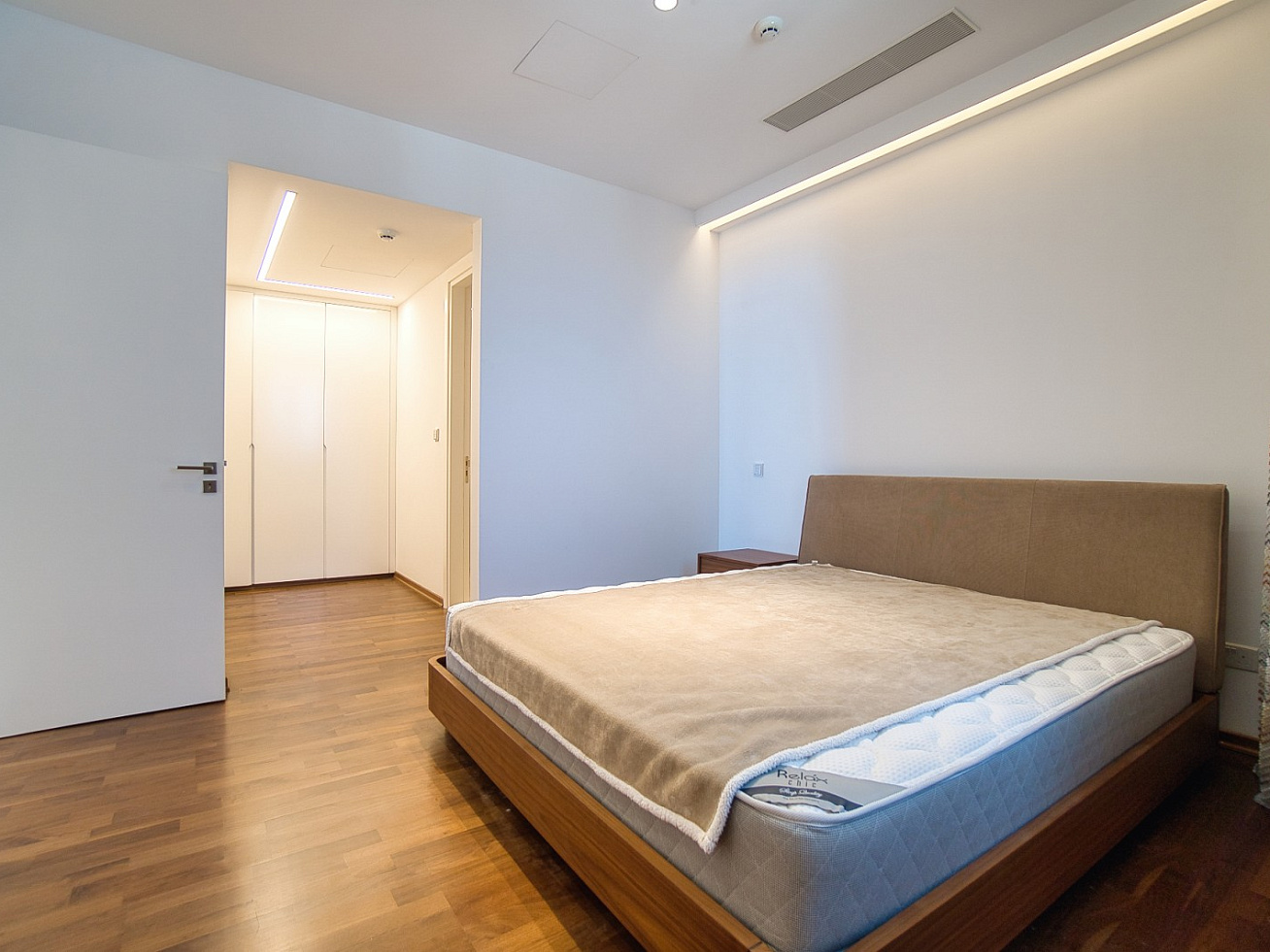 Apartment, 2 bedrooms — 4