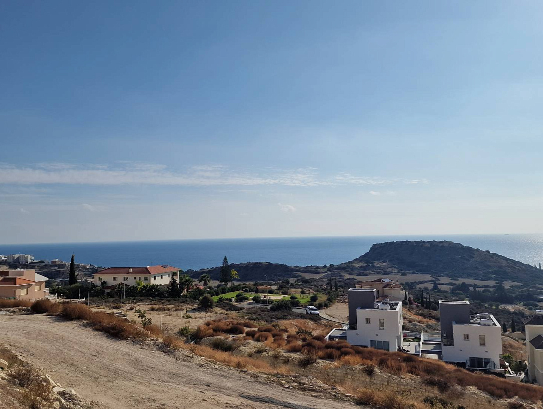 Land in Limassol