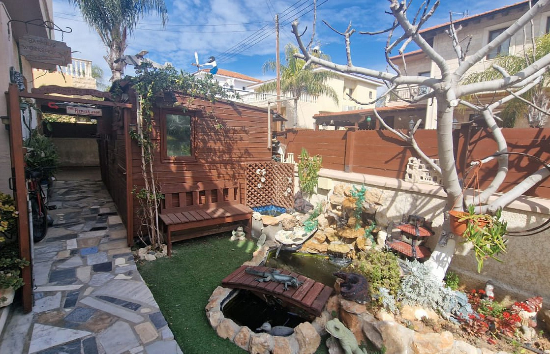 Photo 23