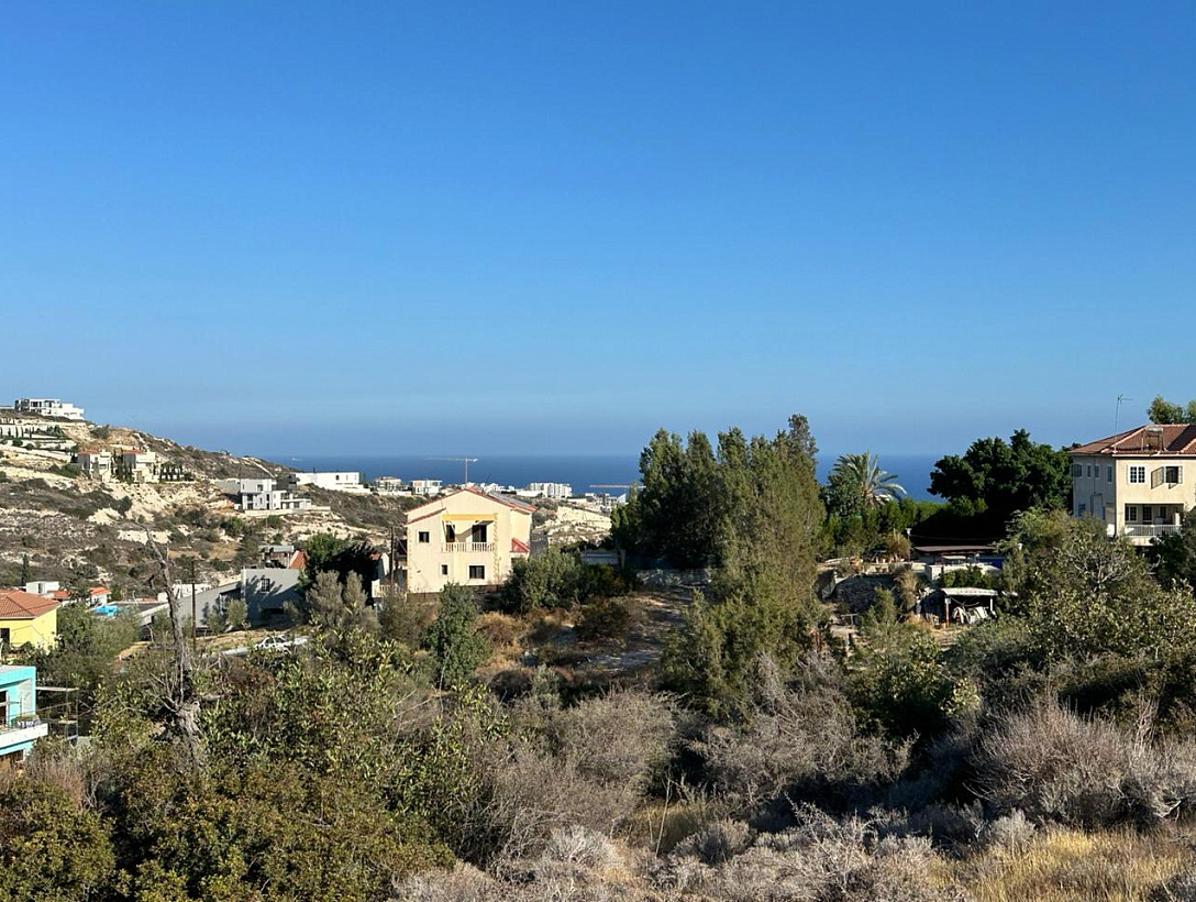 Land in Limassol