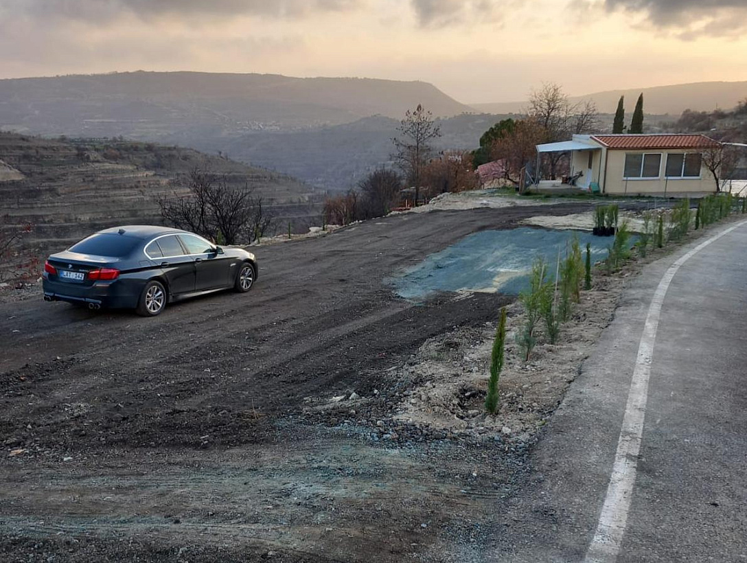 Земля в Лимассоле