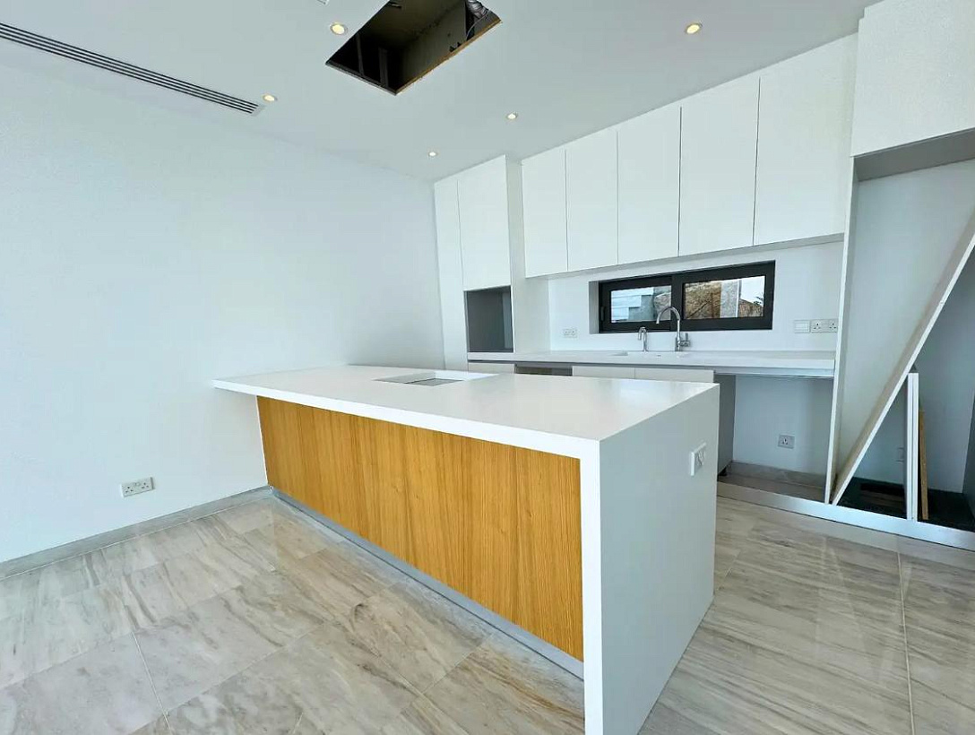 New villa in Limassol