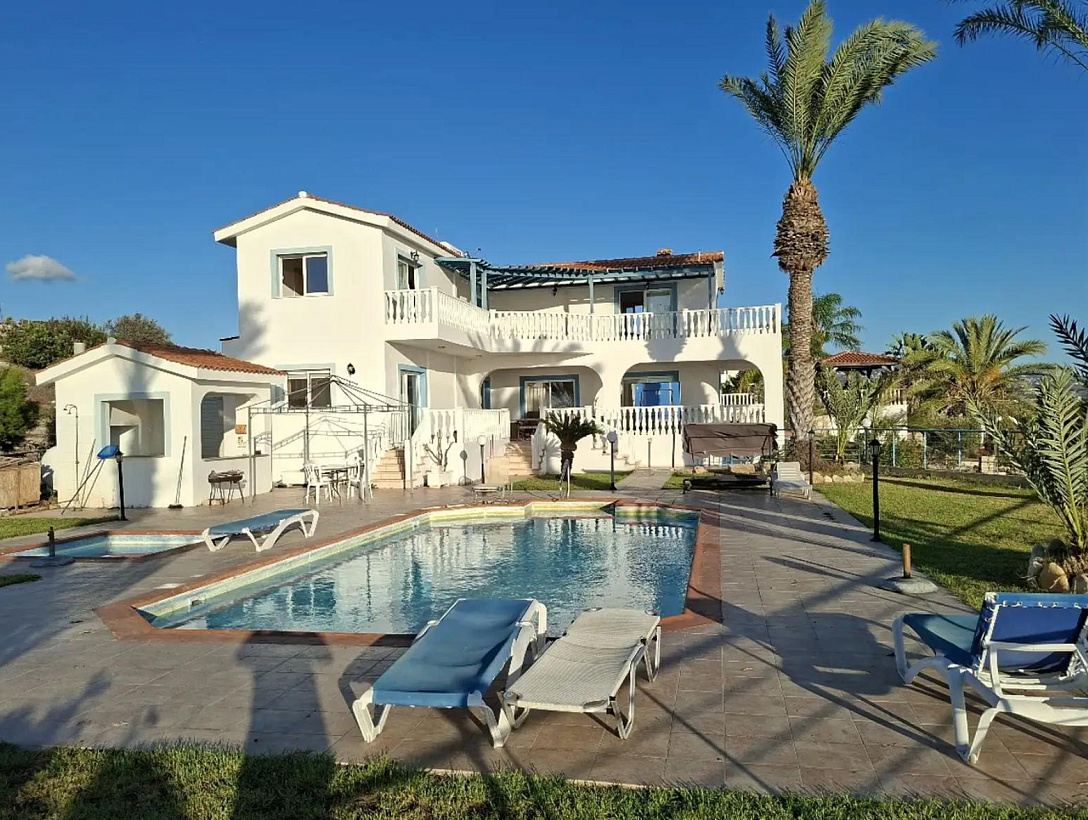 Villa in Paphos