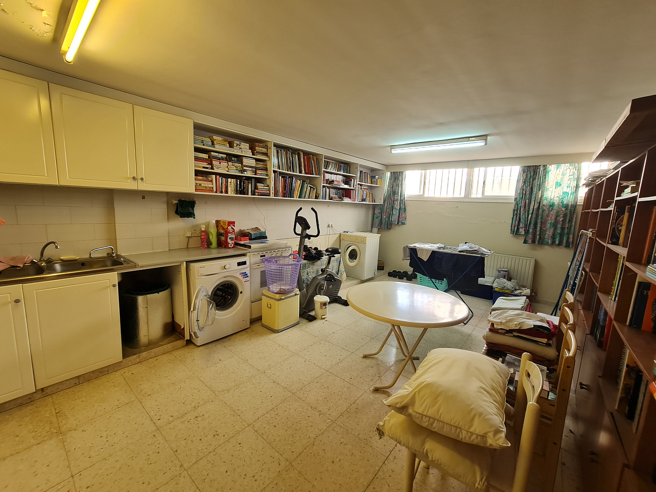 Photo 13