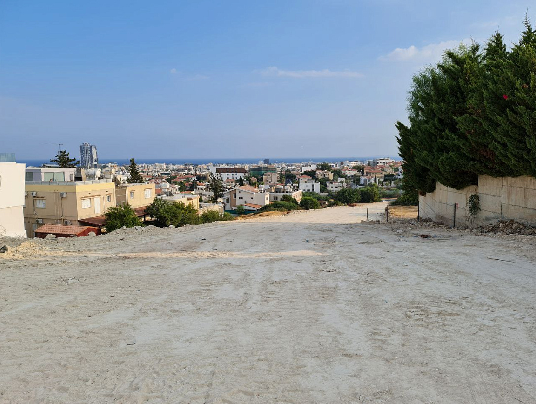 Land in Limassol