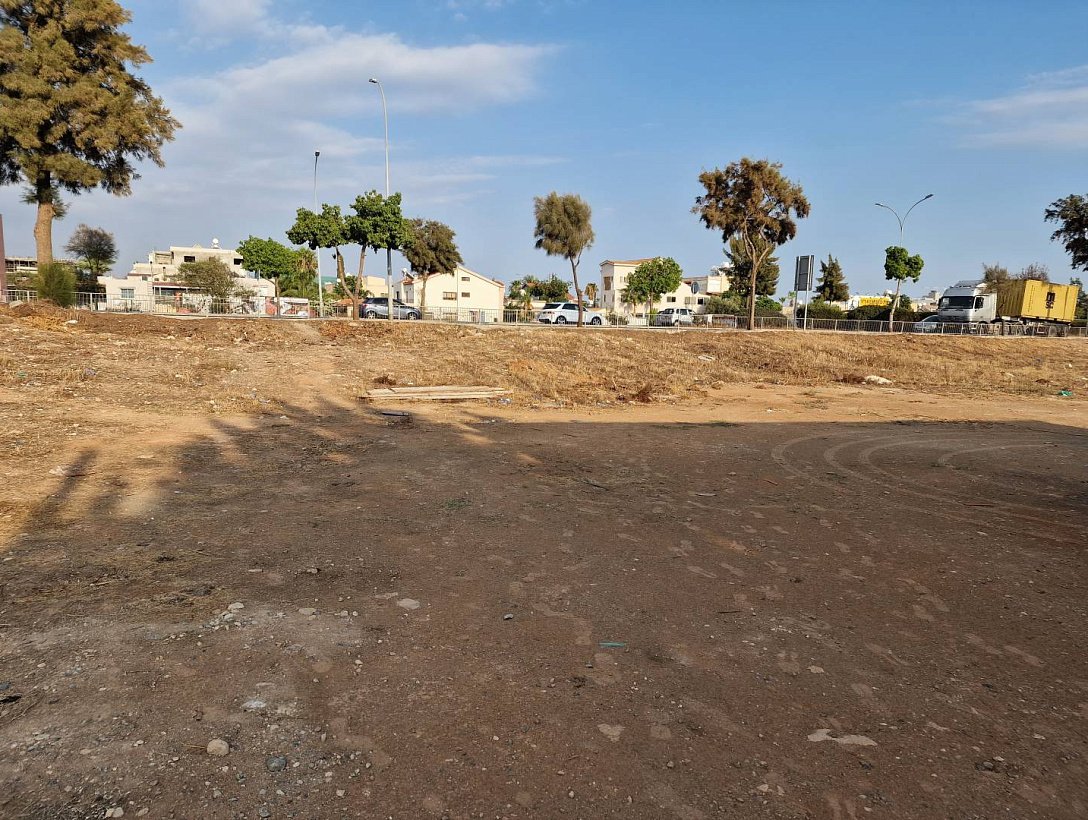Land in Limassol