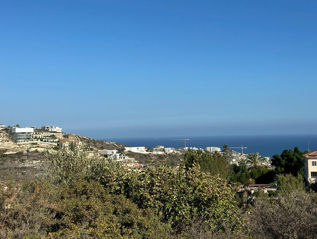 Land in Limassol
