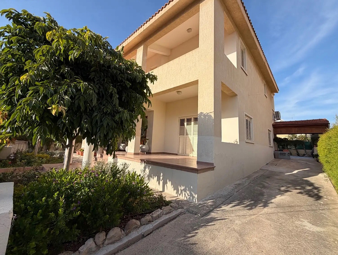 Villa in Paphos