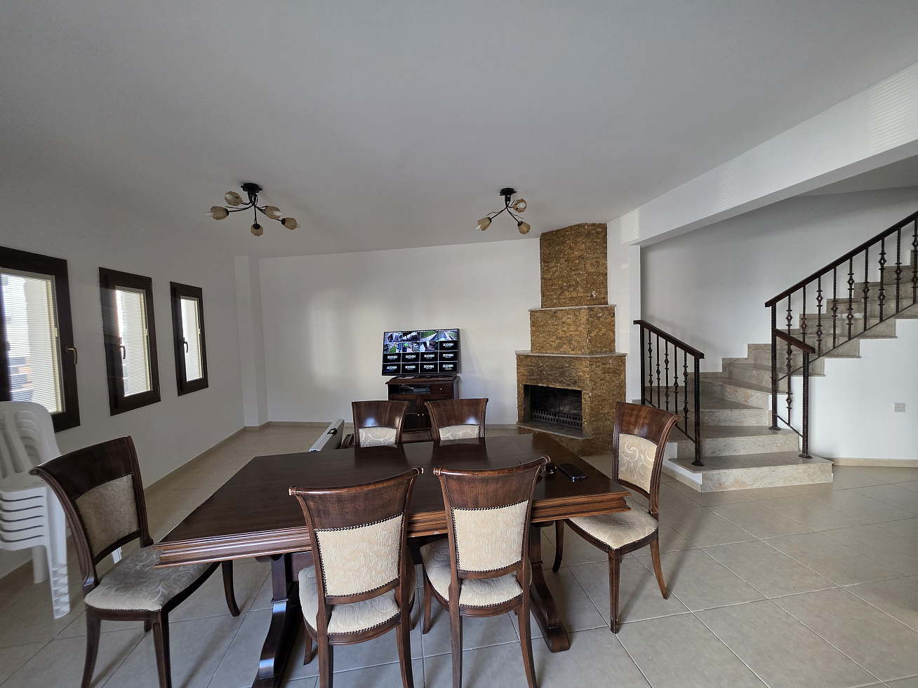 Villa, 6 bedrooms — 5