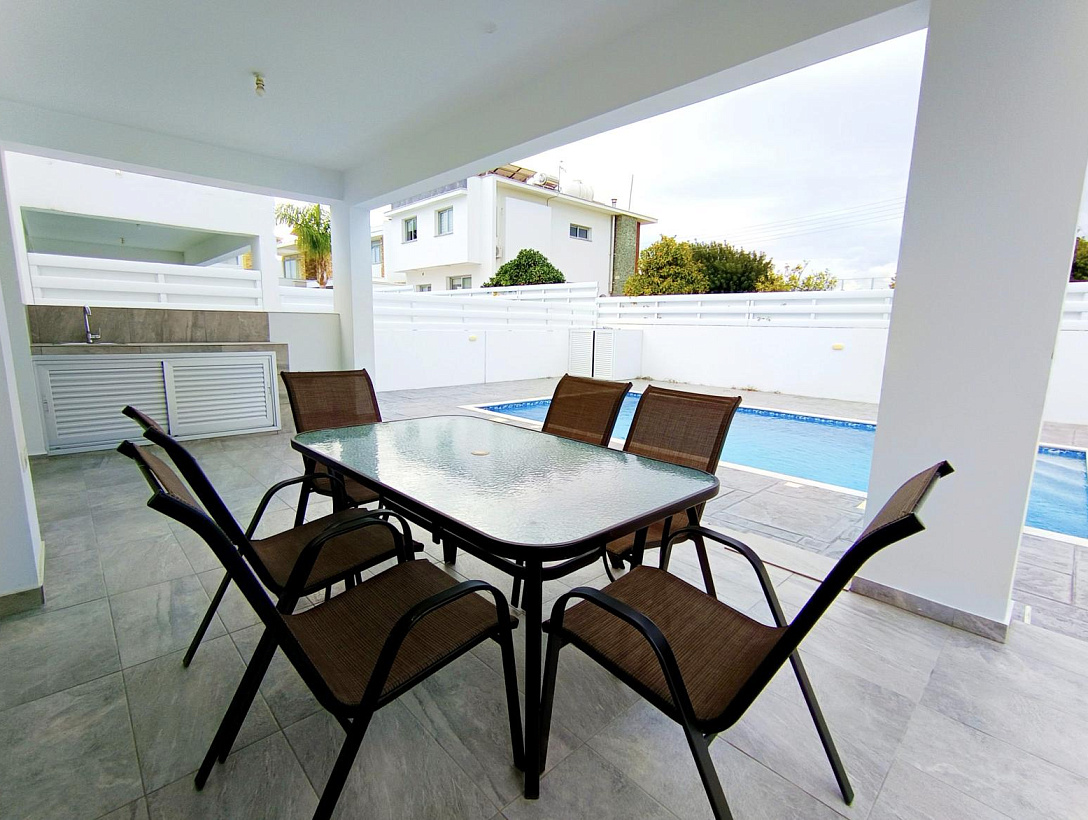 Вилла в Ларнаке