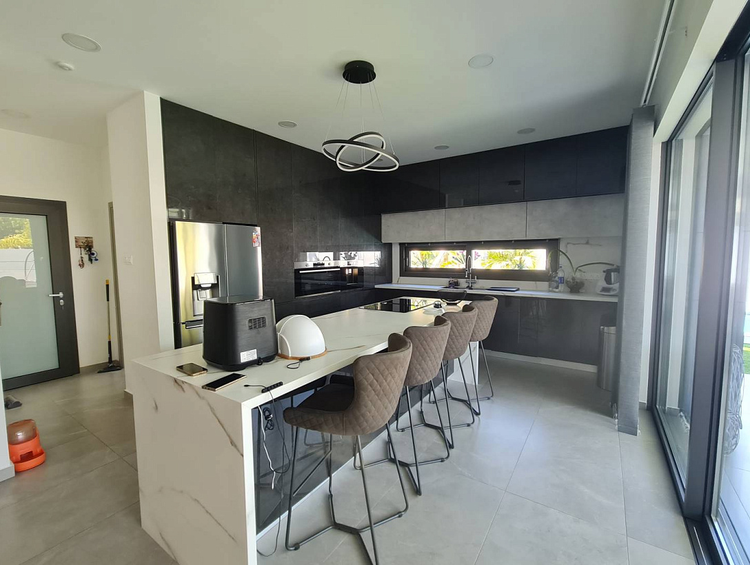 New villa in Larnaca